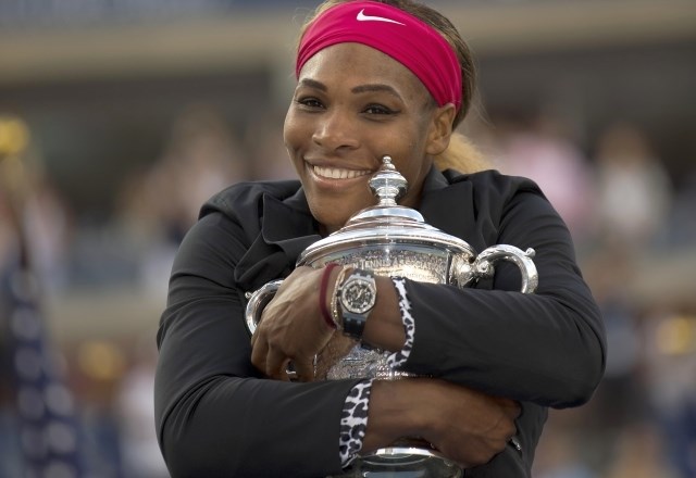 Serena Williams je že šestič osvojila grand slam na domačih tleh. (foto: Reuters) 