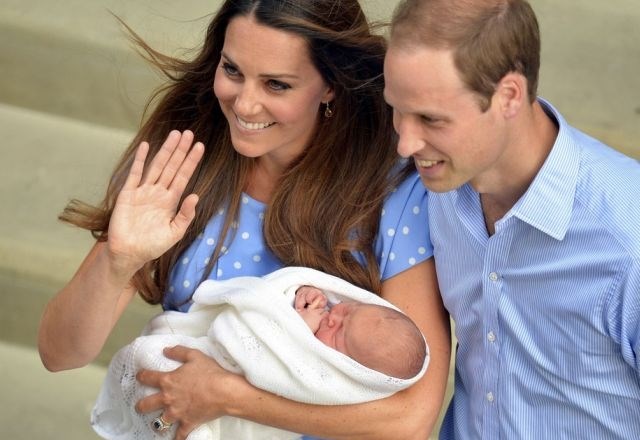 William in Kate sta se poročila leta 2011, dve leti kasneje pa se jima je pridružil princ George. 