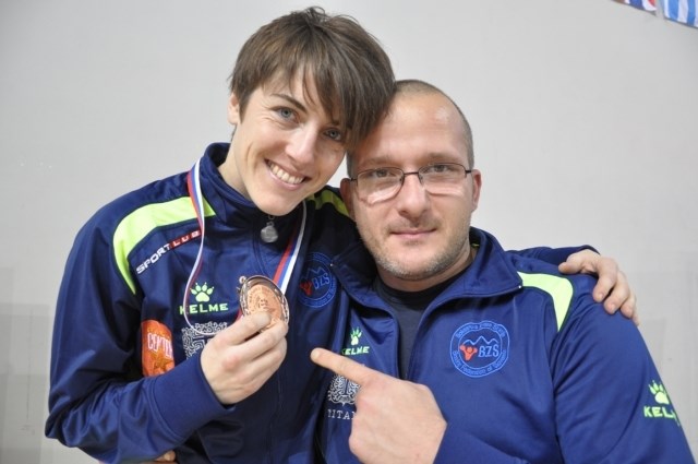 Mateja Rajterič in njen trener Rudolf Pavlin (Foto: Boksarska zveza Slovenije / arhiv Dnevnika) 