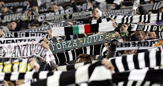 Na italijanskih stadionih je iz leta v leto vse manj navijačev. (Foto: Reuters) 