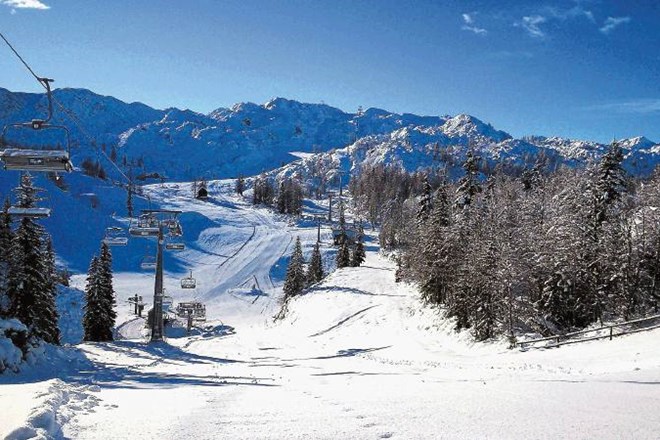 Smučarske vozovnice na Voglu bodo prvi konec tedna  sezone stale 13,5 evra za odrasle in 9 evrov za otroke. Ski center Vogel...