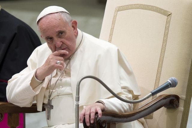 Papež pozval k odpravljanju družbenih dejavnikov, ki ljudi vodijo v ekstremizem