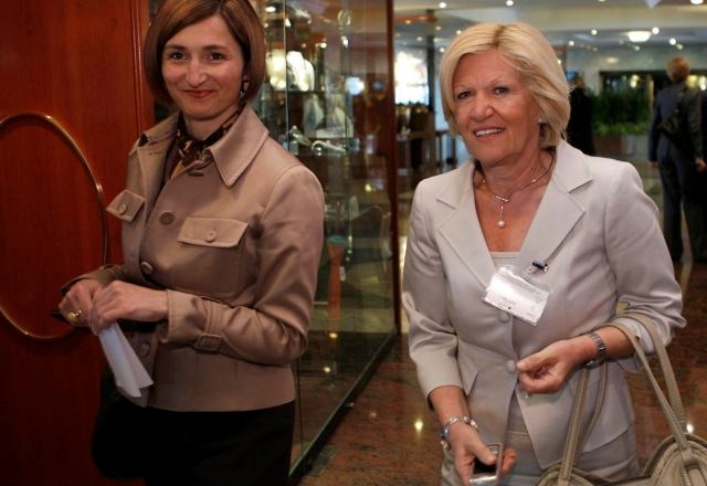 Predsednica uprave Romana Pajenk (desno) in članica uprave Milana Lah. (Foto: Jaka Adamič) 
