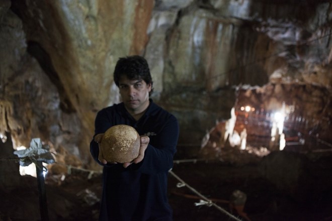 Znanstveniki odkrili območje, kjer so predniki človeka živeli ob neandertalcih