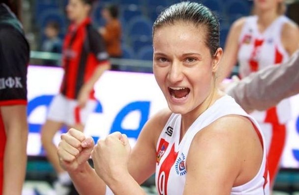 entrenador Caballo apilar Nika Barič bo prva Slovenka v ligi WNBA; štiri leta bo članica močne  Minnesote | Dnevnik