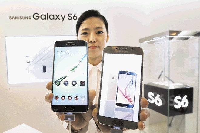 Na trg prav danes prihaja novi model Samsungovega pametnega telefona galaxy S6, ki bo sprva na voljo v 20 državah, pri nas pa...