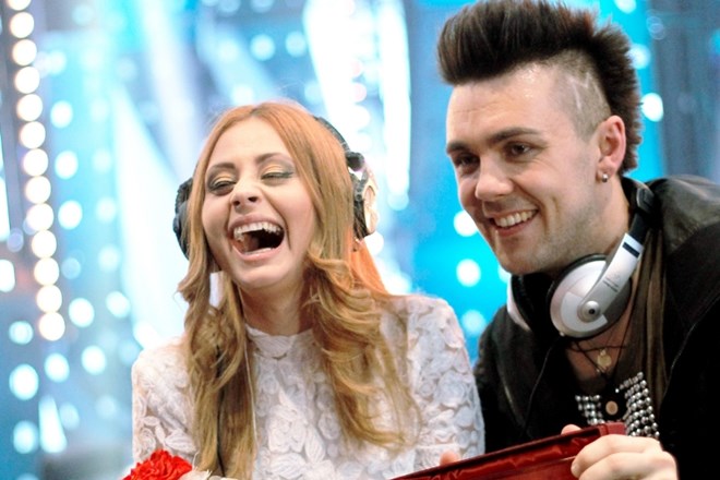 Slovenijo bo na tekmovanju za pesem Evrovizije zastopal duo Maraaya s skladbo Here for You, ki ji evrovizijski poznavalci...