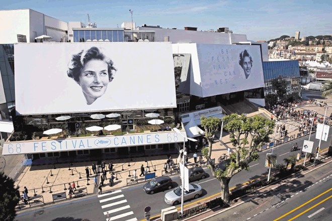 Festivalska palača v Cannesu je že nekaj dni odeta v velikanski uradni poster 68. filmskega festivala, na katerem je pokojna...