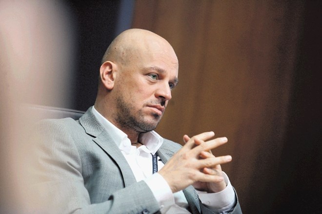 Damijan Janković še naprej uspešno brani skupino Electa pred insolvenčnimi postopki. 