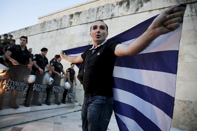 Kapitulacija Grčije “rešila” Evropo