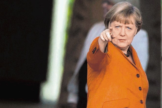 Kanclerka Angela Merkel  je spravila v jok mlado palestinsko dekle iz Libanona. 
