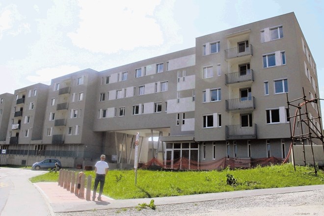 Nova stanovanja na Gorici so pripravljena na vselitev prvih stanovalcev. 