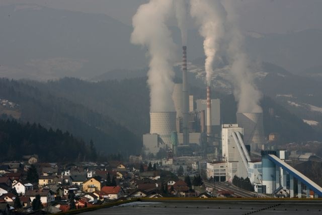 Sodišče Termoelektrarni Šoštanj prepovedalo, da z oktobrom prekine dobavo toplotne energije v Šaleški dolini