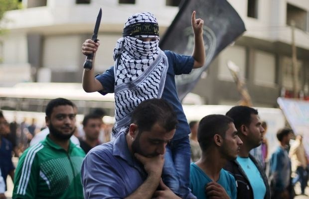 V Izraelu ubili več Palestincev, iz Gaze pozivajo k novi intifadi