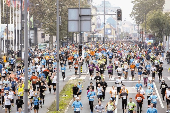 Maraton je preteklo deset odstotkov več maratoncev kot lani. 