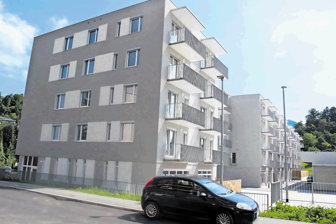 Na Gorici je v novem poslovno-stanovanjskem kompleksu na voljo kar 130 stanovanj, sto je že vseljenih, še 30 naj bi jih bilo...