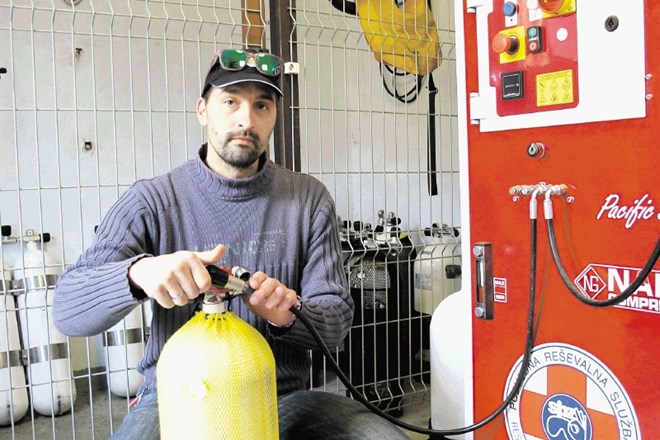 Andrej Šekli, potapljač reševalec in potapljač pirotehnik: Na kopno se največkrat vrača s trupli