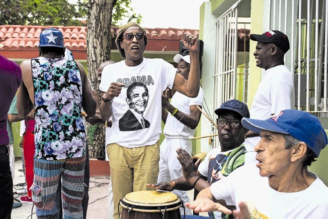 Kubanci so tudi ob zvokih rumbe pričakovali obisk prvega ameriškega predsednika po skoraj devetih desetletjih.
