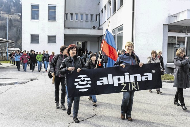 Upor delavcev Alpine je zalegel: načrti o odpuščanju in selitvi proizvodnje so ustavljeni.
