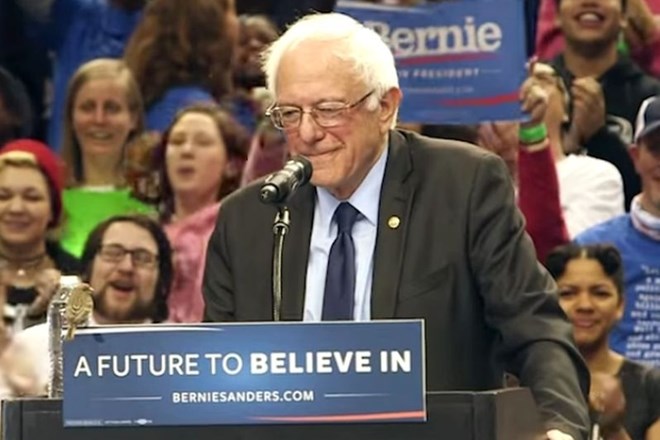 Bernieja Sandersa v Oregonu prišel podpret tudi »golob miru«