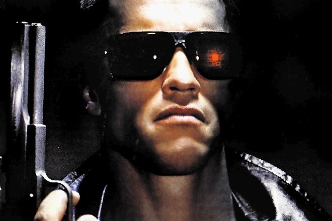Terminator je v prelomnem letu 1984 naredil  korak dlje od Orwella in v človeško kulturo   zarezal idejo, da nas stroji lahko...