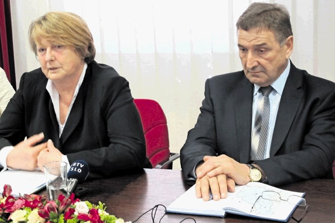 Mavricija Batič, generalna direktorica zavoda RS za zaposlovanje, in Branko Meh, predsednik Obrtne zbornice Slovenija.