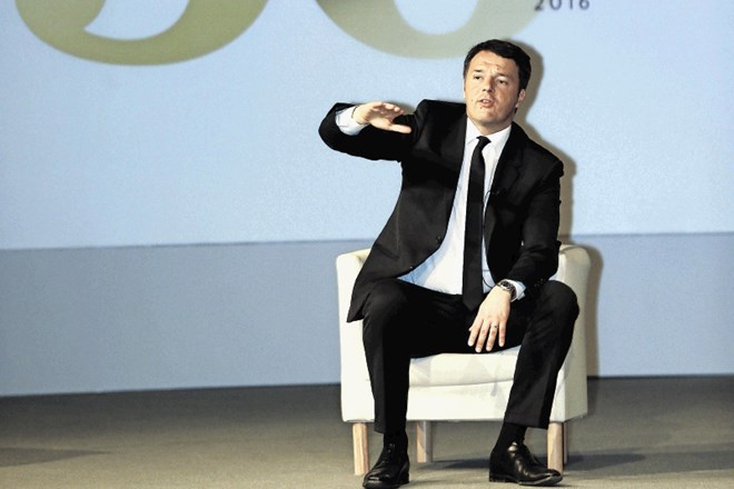 Matteo Renzi se je odločil razlastniniti 130.000 imetnikov bančnih obveznic; eden od njih  je zaradi izgube prihrankov za...