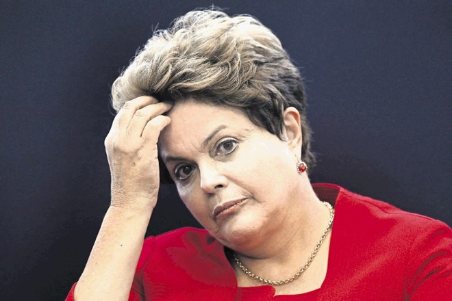 Jutri bodo brazilski parlamentarci odločali o odpoklicu predsednice Dilme Rousseff.