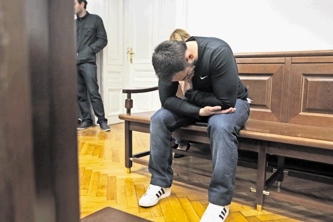 Radenka Đurđevića so najprej oprostili, ga nato obsodili na 12 let zapora, zdaj pa čaka na novo razsodbo.