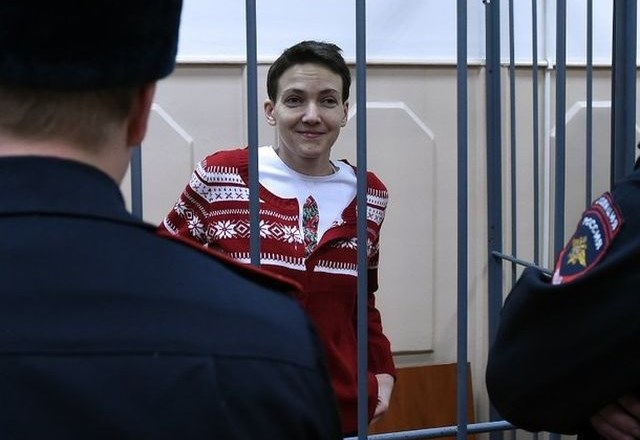 Ruske oblasti so Nadjo Savčenko izpustili iz zapora. (Foto: Reuters)