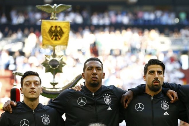 Mesut Özil, Jerome Boateng in Sami Khedira (z leve proti desni).  (Foto: Reuters)