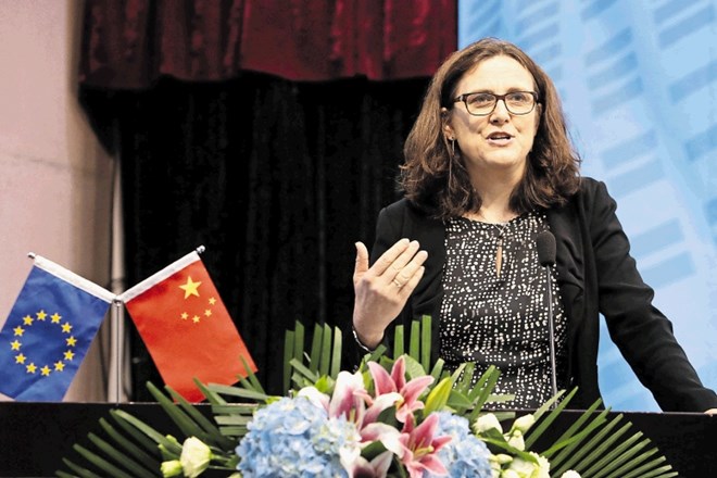 Komisarka za trgovino Cecilia Malmstrom se je pred začetkom današnjega vrha EU-Kitajska zavzela za boljše poslovne prakse...