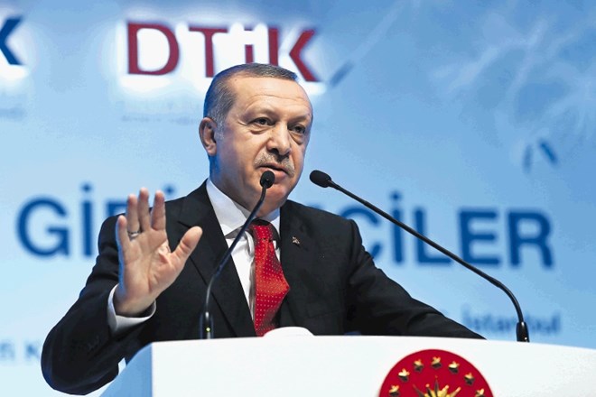 Erdoganu prepovedali televizijski nagovor v Kölnu