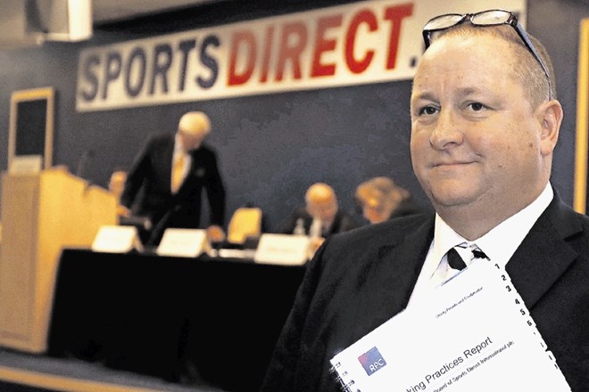 Mike Ashley, ustanovitelj  podjetja Sports Direct, ki se je zaradi slabega ravnanja z delavci znašlo celo v parlamentarni...