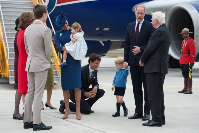 Triletni prince George ni želel dati »petke« kanadskemu premierju Justinu Trudeauju