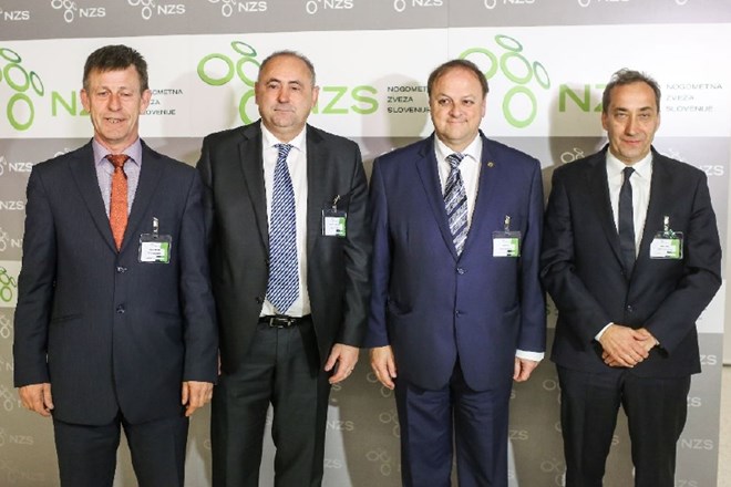 Novi predsednik NZS Radenko Mijatovič (drugi z leve) v družbi podpredsednikov (Foto: Bojan Velikonja)