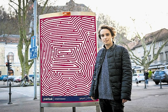 Z ujetostjo v labirint potrošništva 22-letni Nal Klemen zdaj nagovarja potrošnike na 50 lokacijah v Ljubljani in številnih...