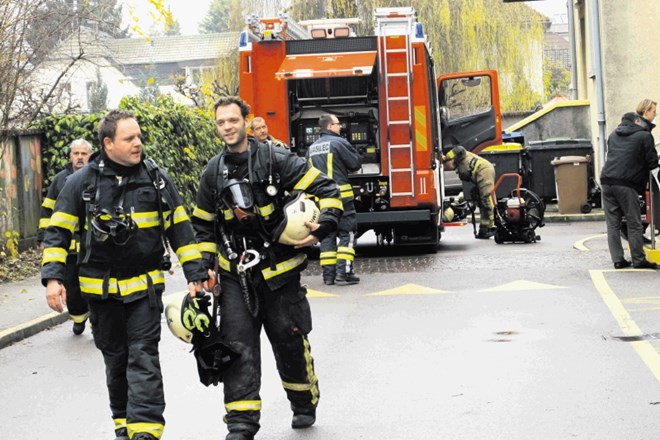 Ob prvih poklicnih upokojitvah po novem pokojninskem zakonu sta med osmimi gasilci v ljubljanski gasilski brigadi imela...
