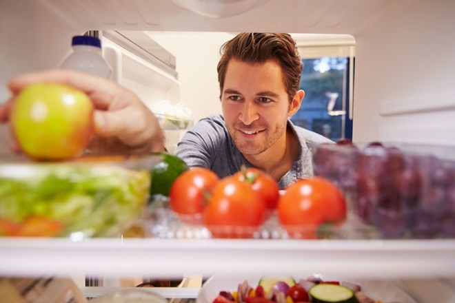 Razstrupite svoj hladilnik (in sebe) v desetih preprostih korakih   