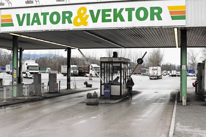 Potem ko je hrvaška družba Benussi pred dvema letoma iz stečajne mase propadle Skupine Viator &amp; Vektor v večinski lasti...