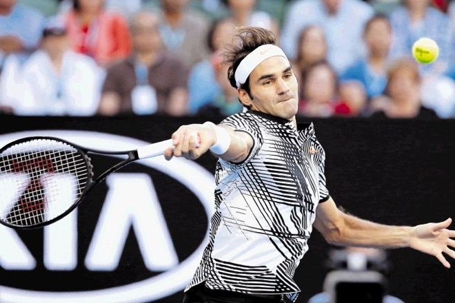 Roger Federer se je 13. uvrstil v polfinale OP Avstralije.