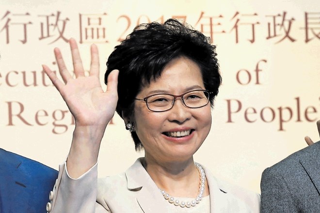 Carrie Lam obljublja prebivalcem Hongkonga premostitev političnih delitev.