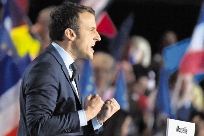 Emmanuel Macron v Marseillu v predvolilnem elementu