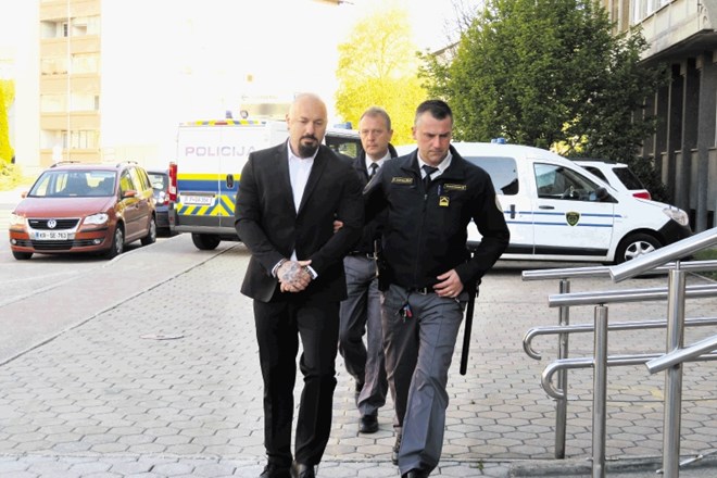 Armin Mujagić je včeraj očitke iz obtožnice o preprodaji prepovedanih drog zavrnil.