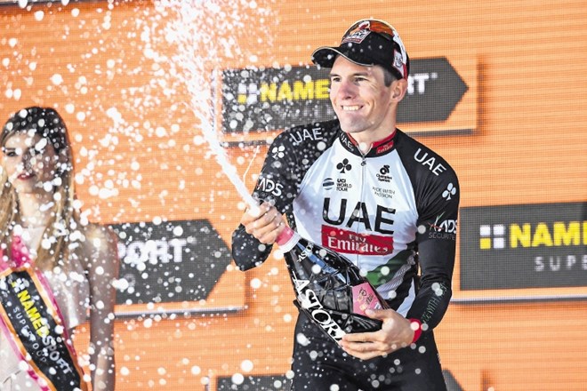 Jan Polanc se je v torek takole veselili druge etapne zmage na Giru. Prvo je dosegel na peti etapi leta 2015.
