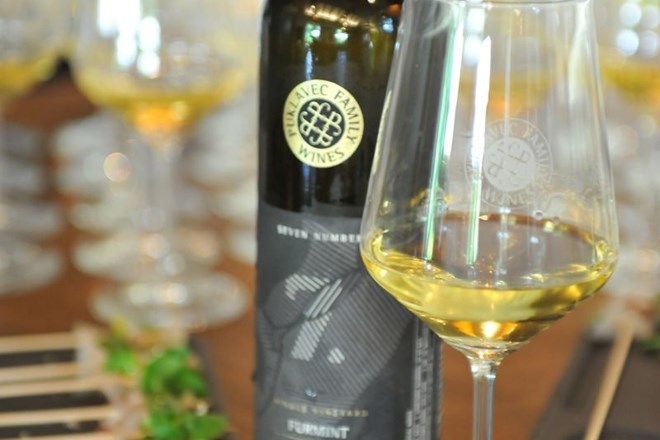 Najboljše slovensko belo vino je šipon