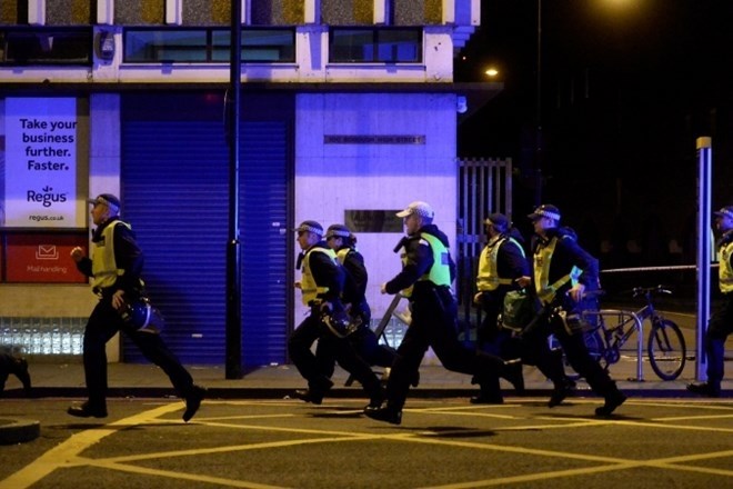V Temzi  našli osmo žrtev londonskega terorističnega napada