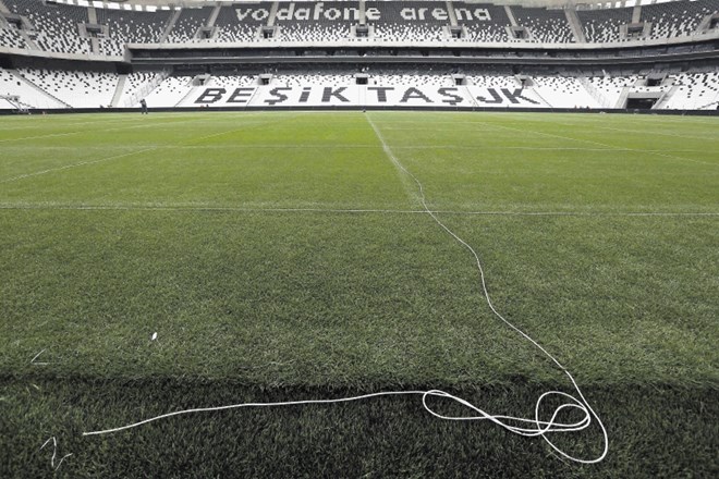 Arena Vodafone, kjer igra nogometni klub Bešiktaš, se bo po novem imenovala stadion Vodafone. To je rezultat čiščenja...