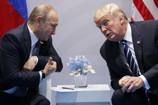 Ruski in ameriški predsednik sta se prvič uradno srečala šele v petek.