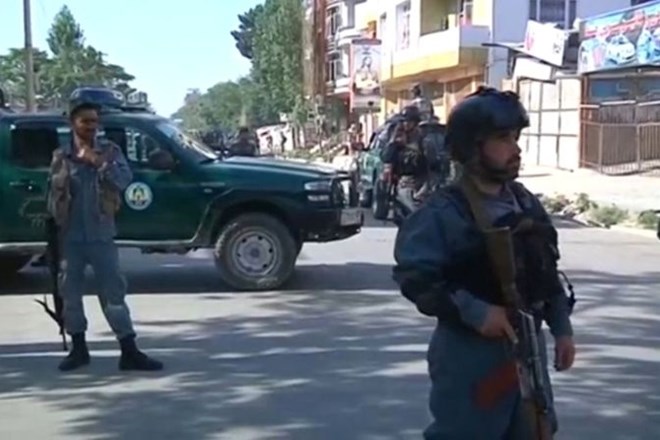 V eksploziji avtomobila bombe v Kabulu ubitih najmanj 24 ljudi